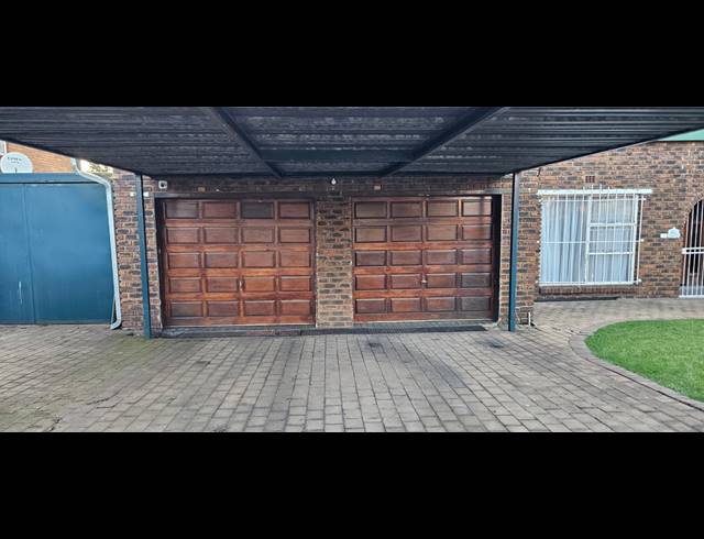 4 BEDROOM HOUSE TO LET IN SUNAIR PARK
